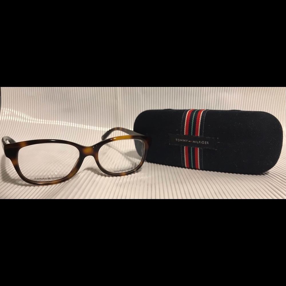 Tommy Hilfiger Frames New